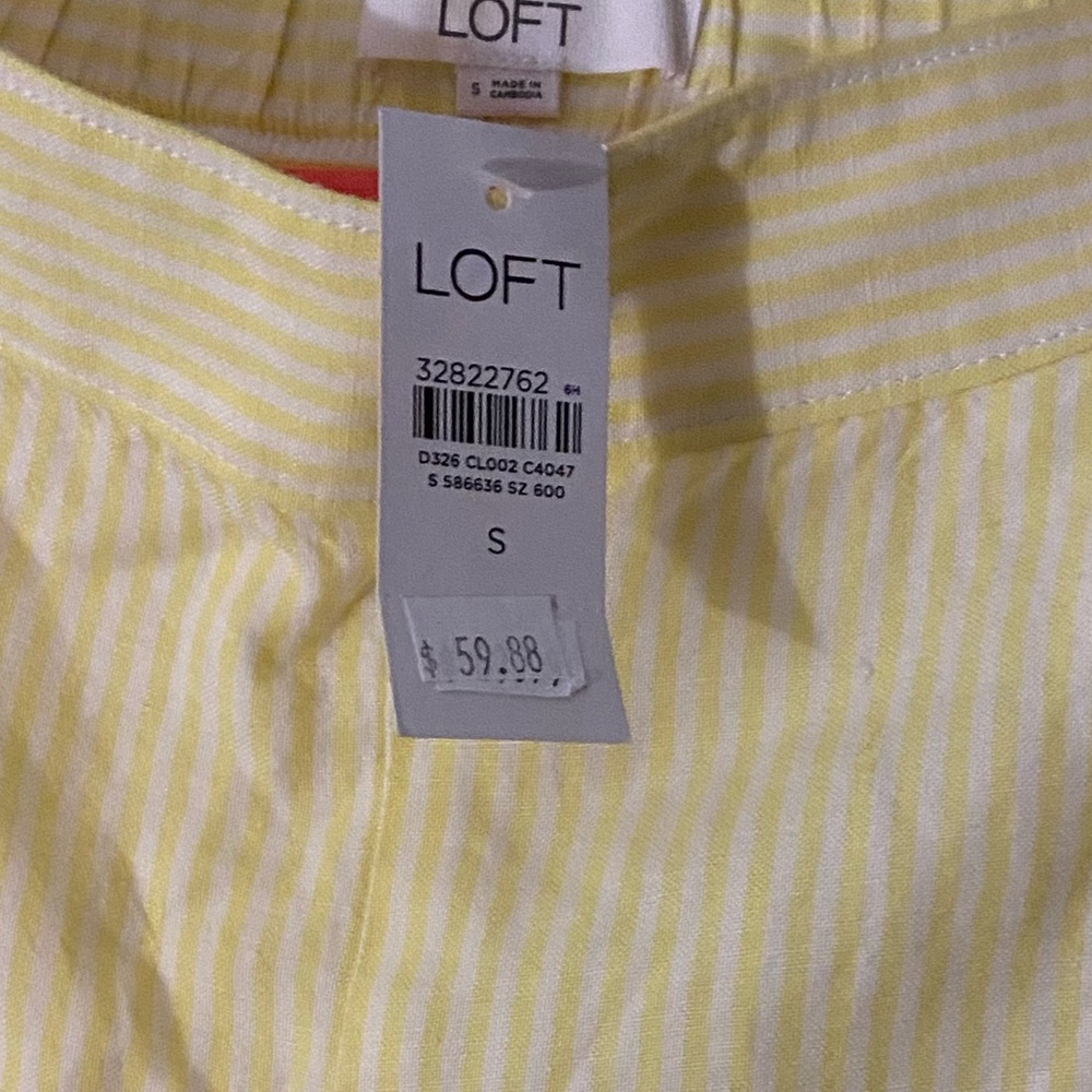 Spring Capris - Picture 3 of 3